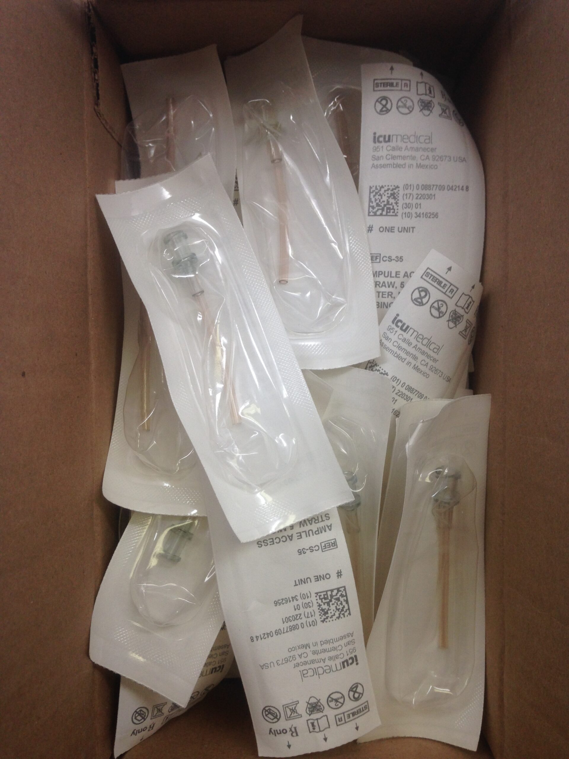 ICU MEDICAL CS35 Ampule Access Straw, 5 Micron Filter, NonDehp Tubing