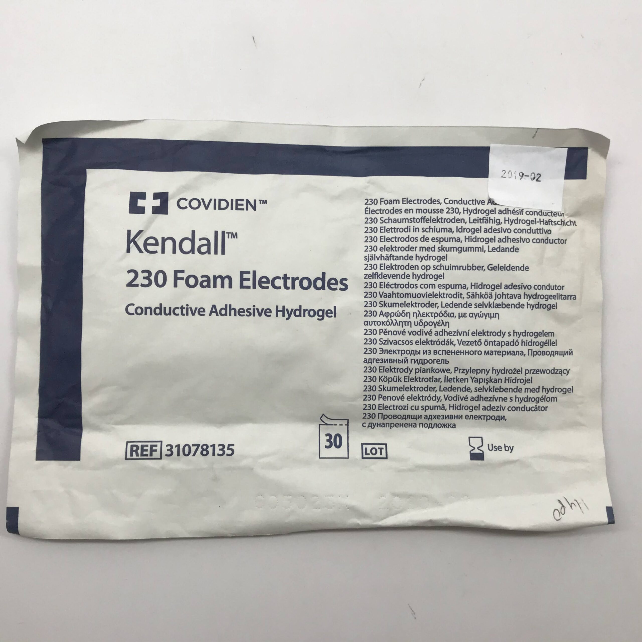 COVIDIEN 31078135 Kendall 230 Foam Electrodes, Conductive Adhesive