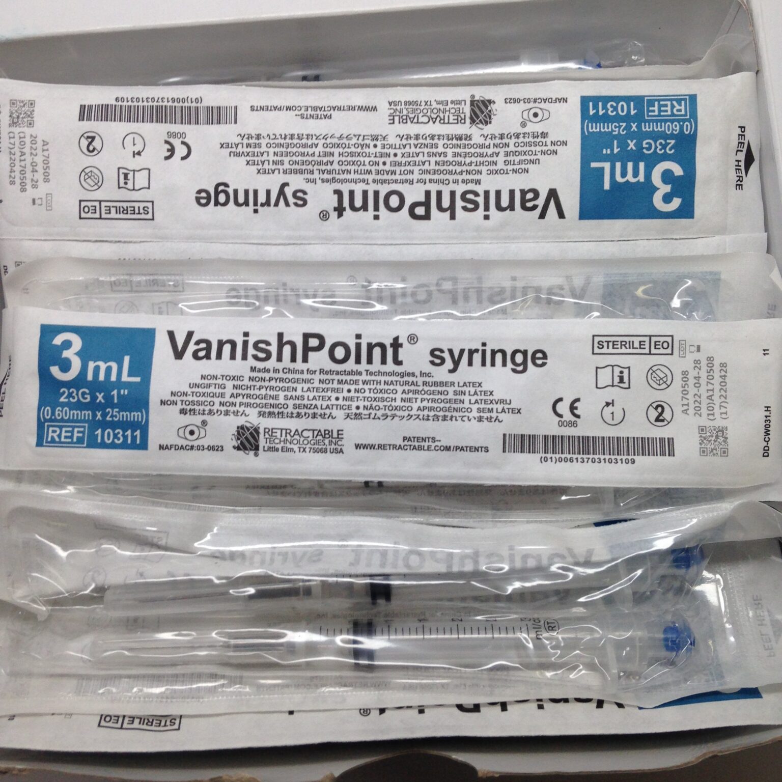 Retractable 10311 VanishPoint Syringe, Automated Retraction Technology
