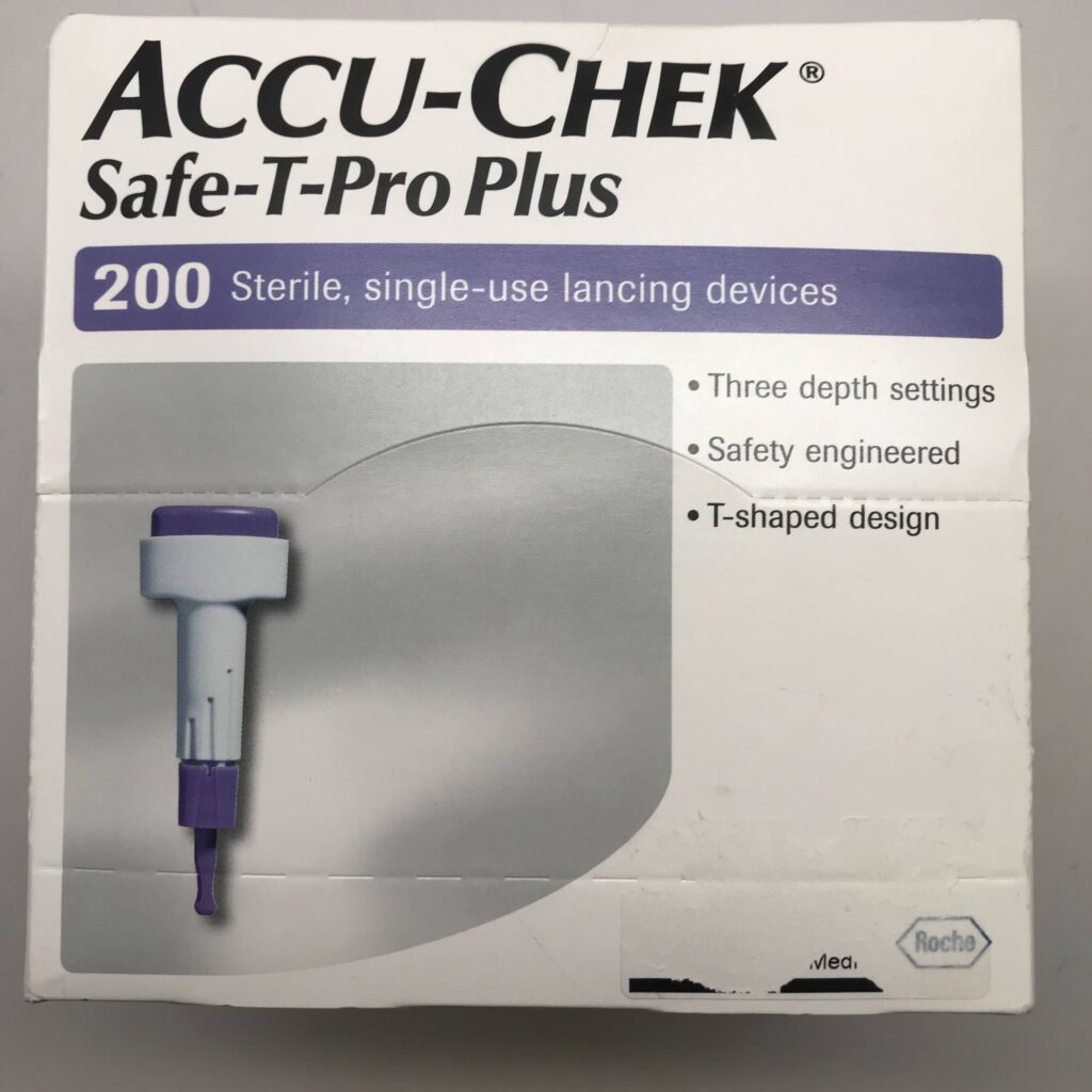 Roche 03448622001 AccuChek, SafeTPro Plus, Steril, SingleUse Lancing Devices (200\box) GB