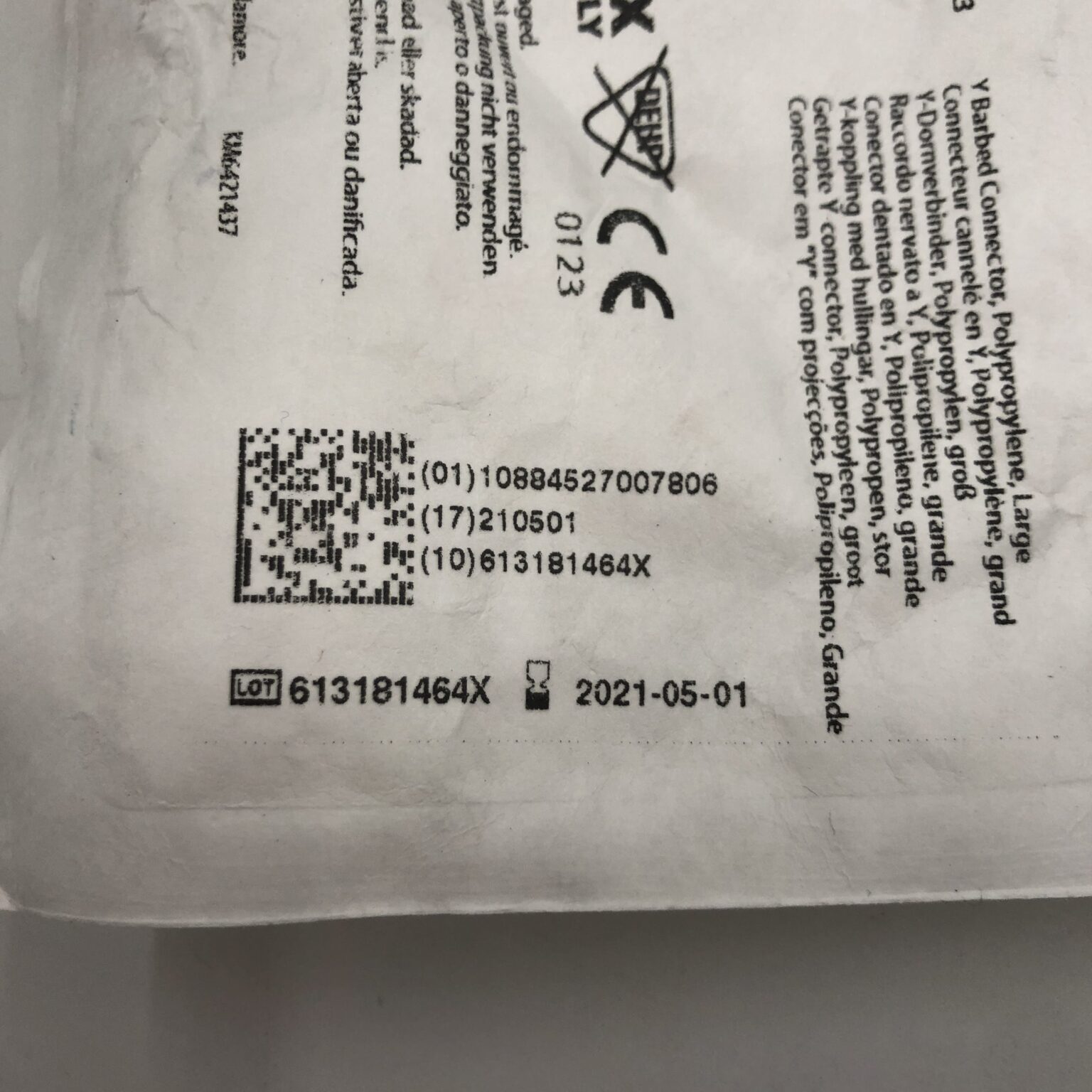 Covidien™ 8888272013 Argyle™ Y Barbed Connector Polypropylene, Large (X