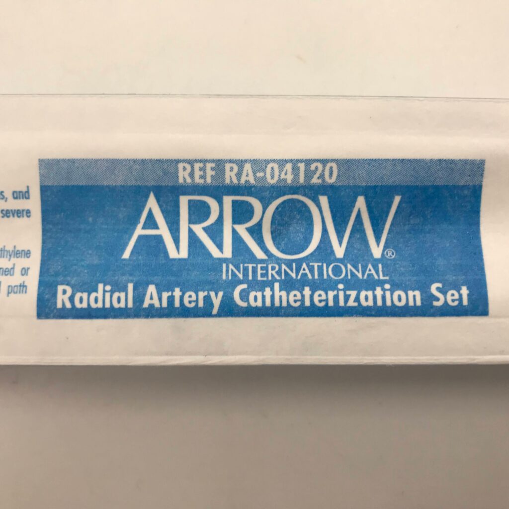 Arrow RA04120 Radial Artery Catheterization Set. Catheter 20Ga x 11/2