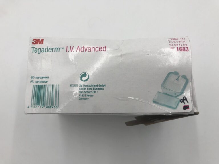 3M 1683 Tegaderm I.V. Advanced Securement Dressing 2 1/2″ x 2 3/4″(99