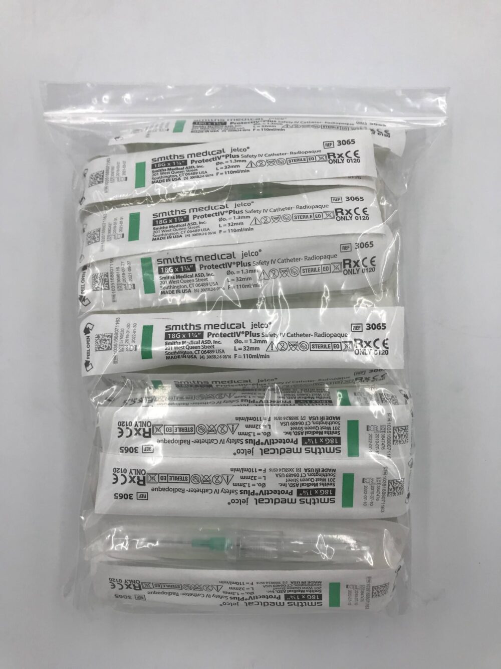 SMITHS MEDICAL 3065 Jelco Protect Safety IV CatheterRadiopaque 18G x 1