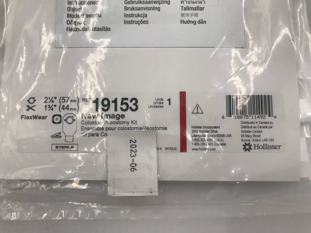 Hollister 19153 New Image FlexWear Colostomy/Ileostomy Kit 2 1/4″, 1 3/