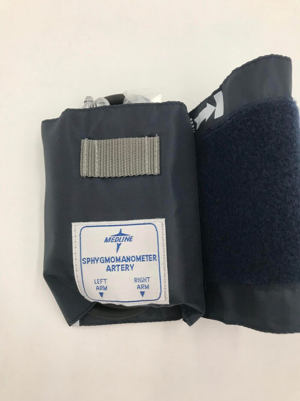 MEDLINE MDS9388 Handheld Aneroid Sphygmomanometer, Large Adult GB