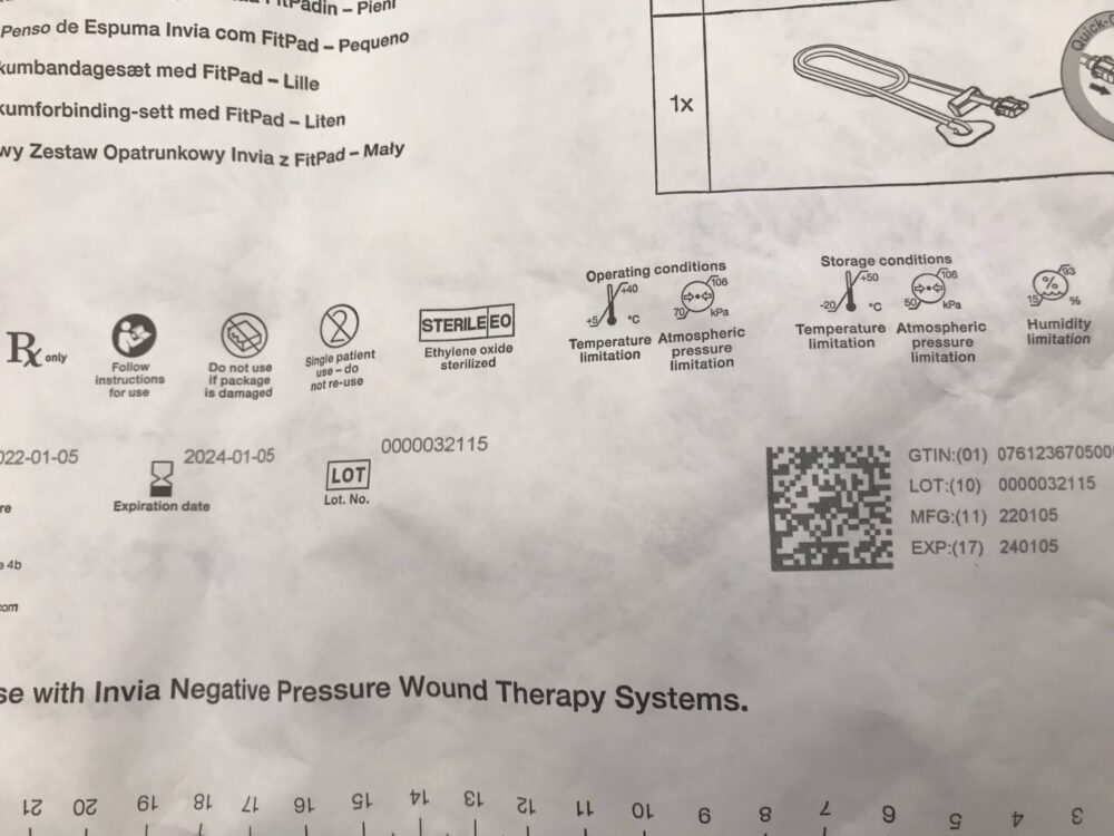Medela 200.8905 Invia Foam Dressing Kit with Fitpad Small (32x26cm