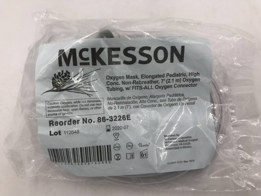 McKesson 86-3226E Oxygen Mask Elongated Pediatric 7' (2.1m) Oxygen ...