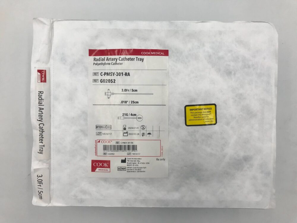 COOK G02052 Radial Artery Catheter Tray Polyethylene Catheter 3F/5cm (X